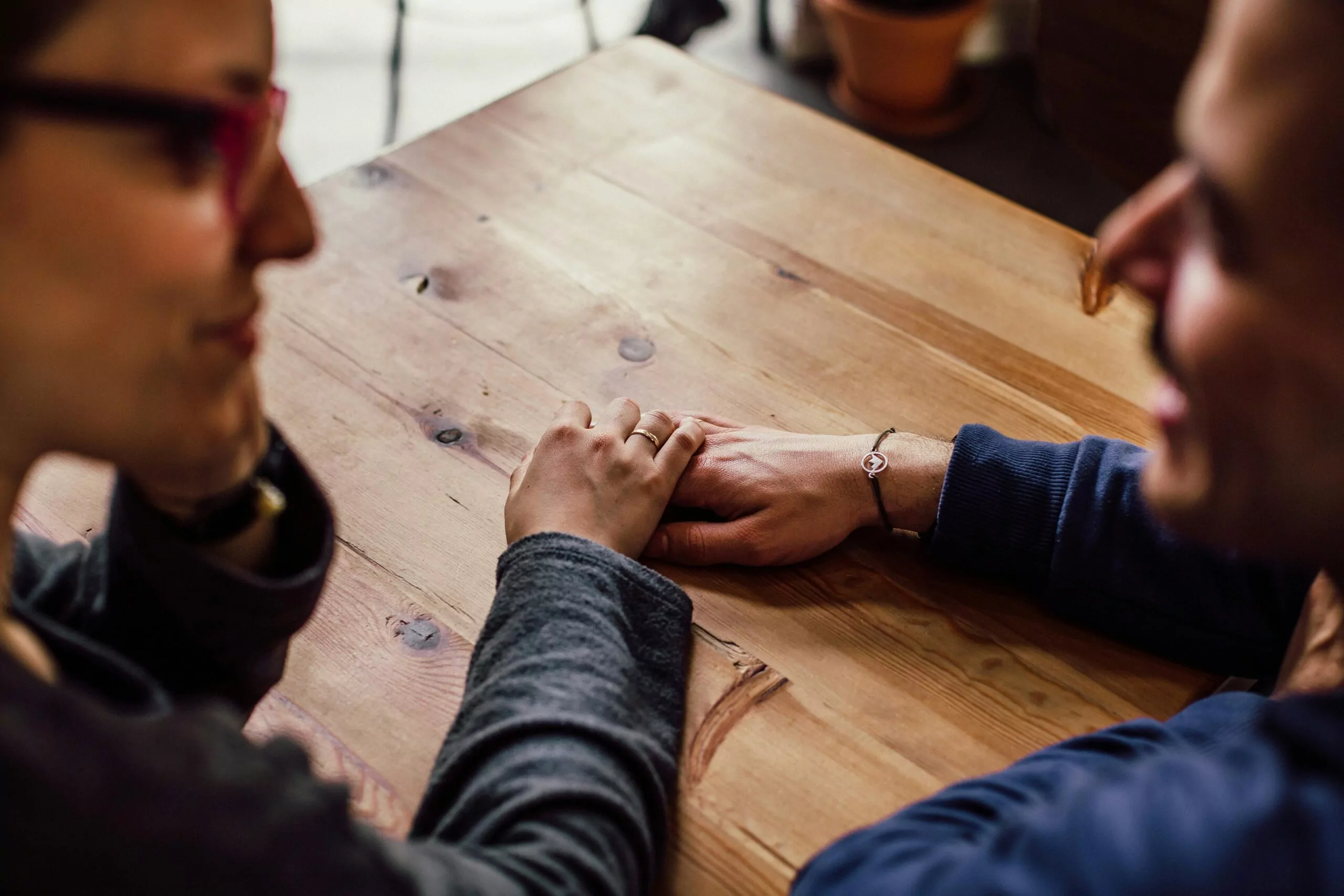 Couple engaging in a relationship check-in to discuss goals and feelings, fostering emotional connection.